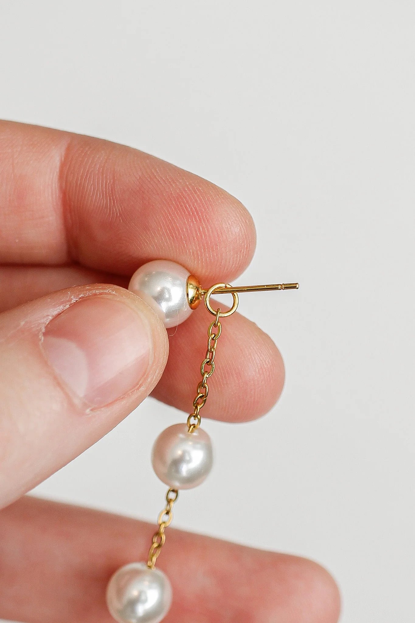 Emory Pearl Dangle in Gold