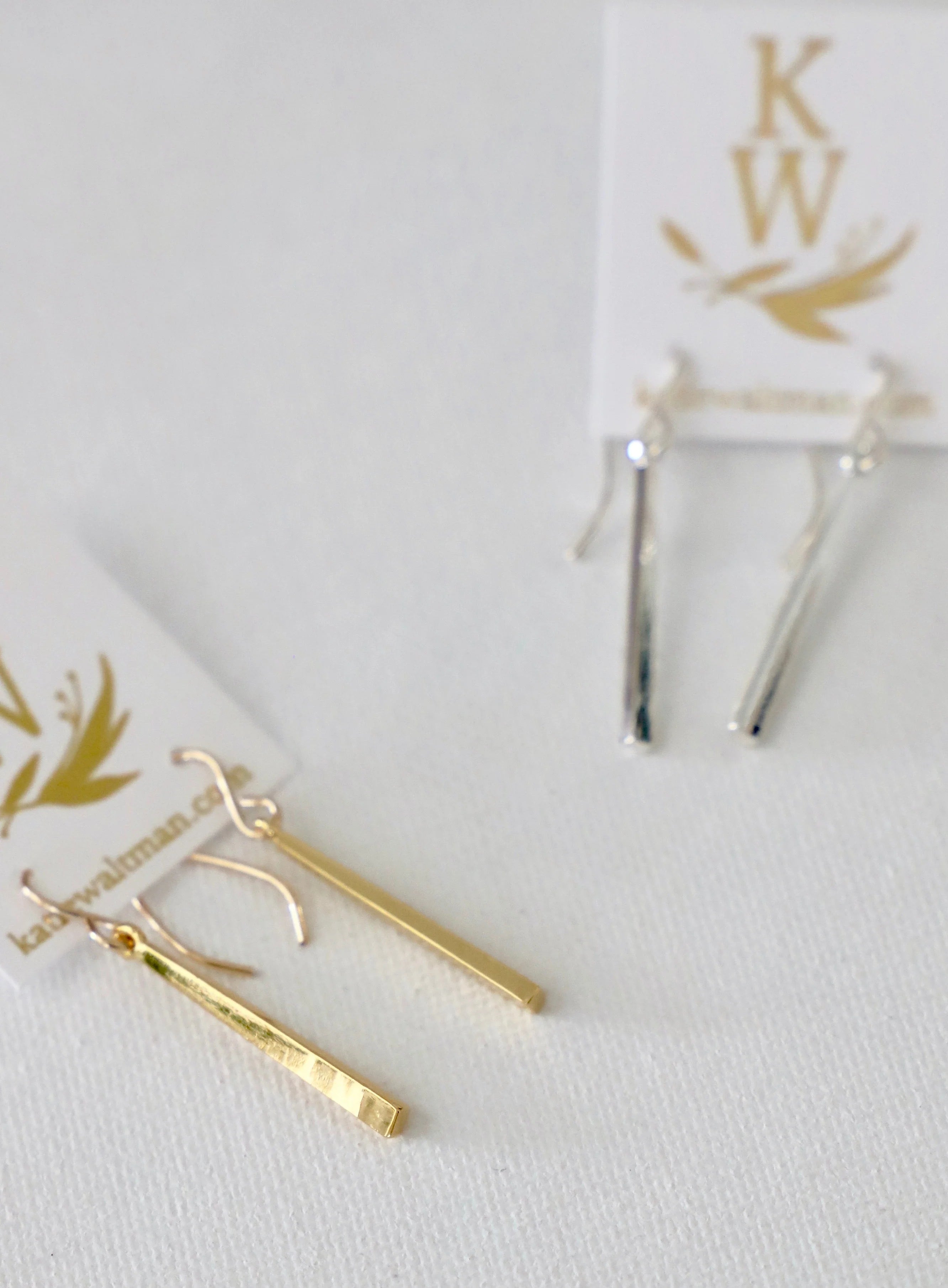 PETITE BAR EARRINGS