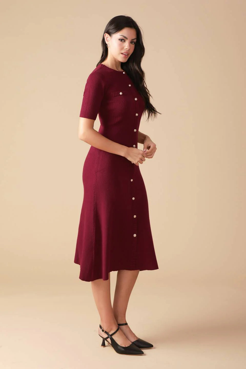 URBAN ELEGANCE SWEATER MIDI DRESS