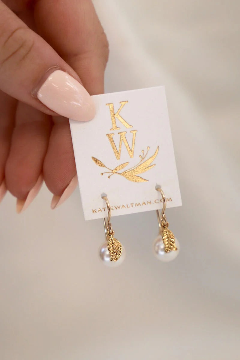 KAITLIN PEARL EARRINGS