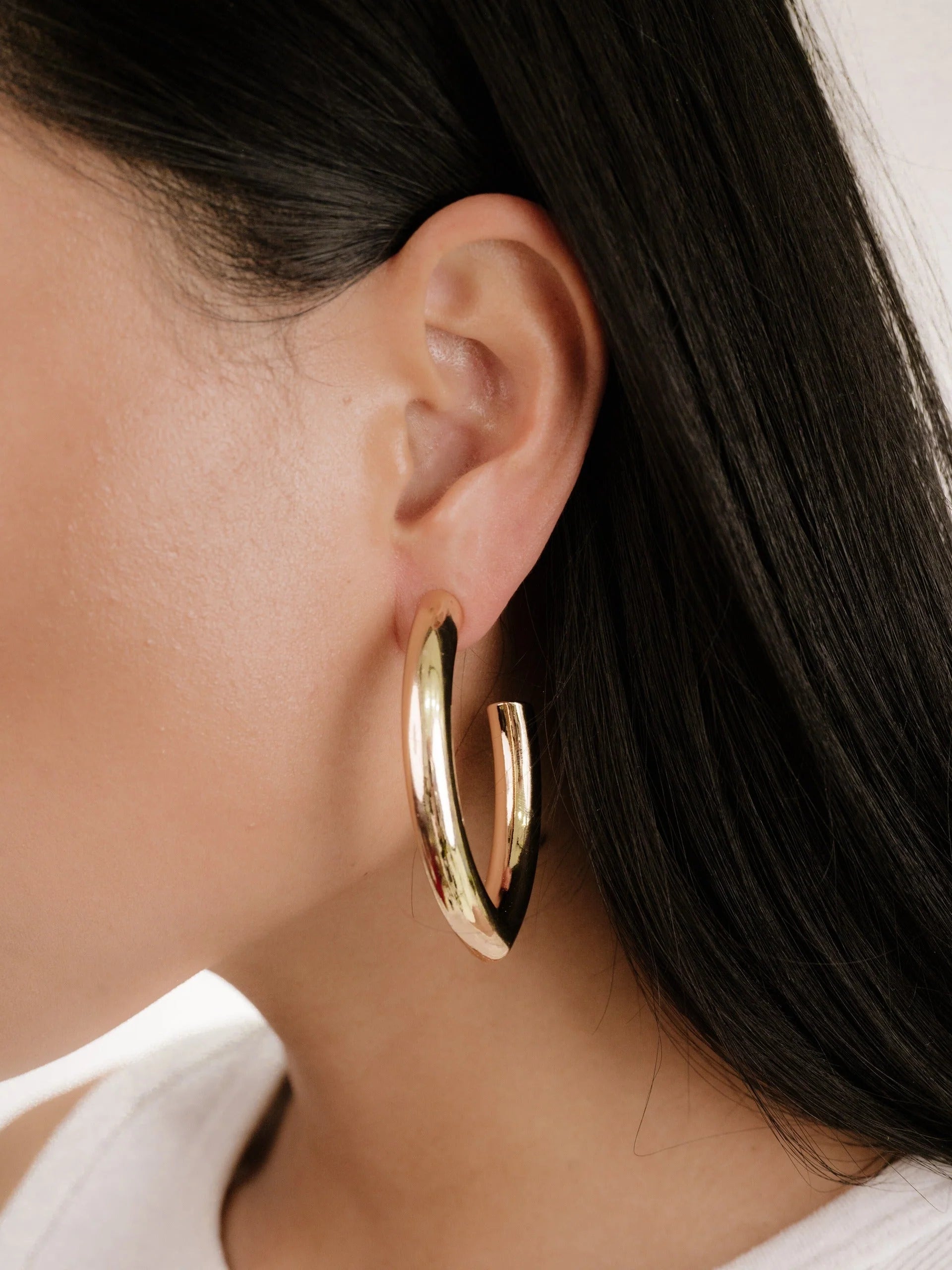 Mara Elongated Hoop Earrings