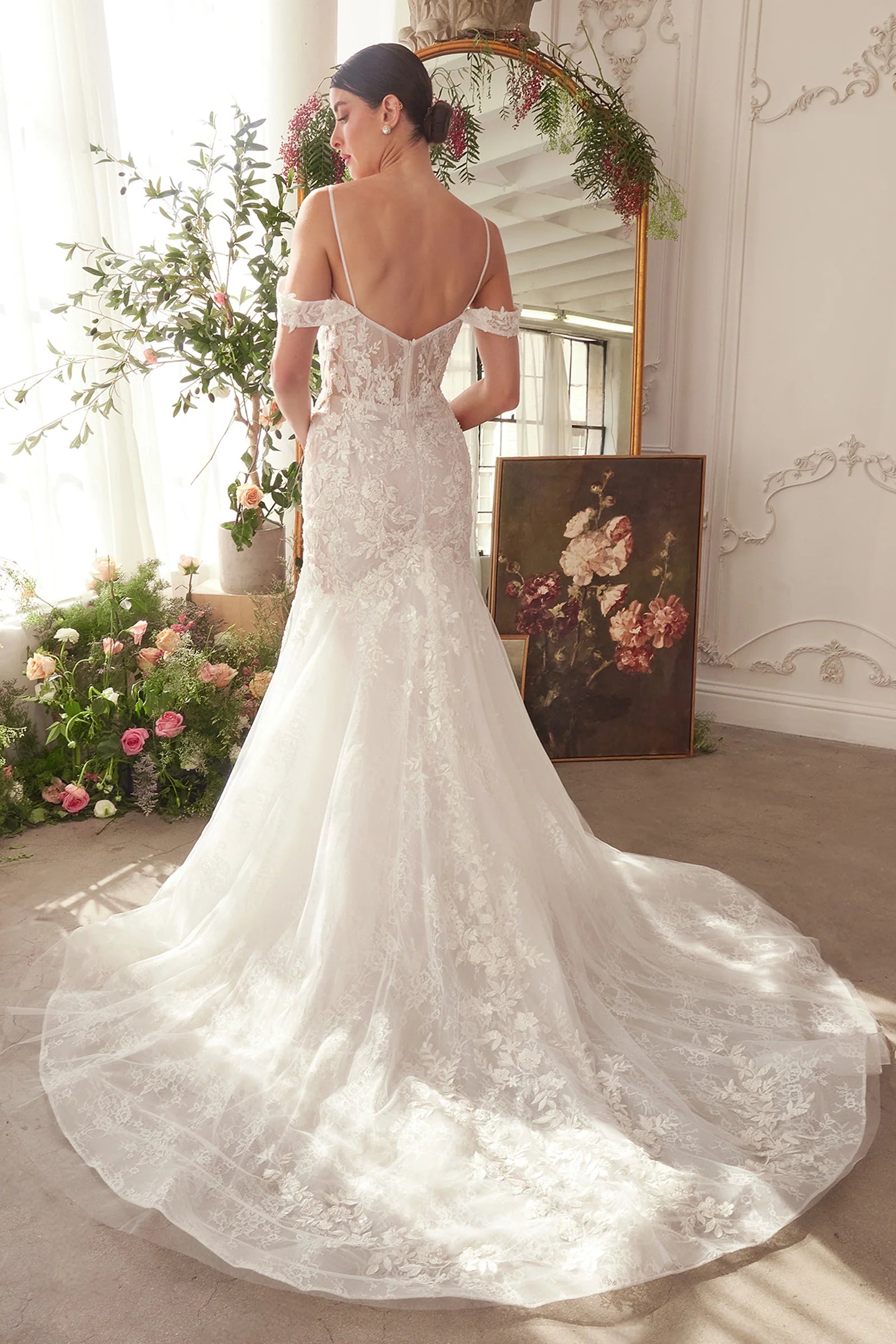 WL051-Fitted Lace Mermaid Wedding Dress-Andrea & Leo