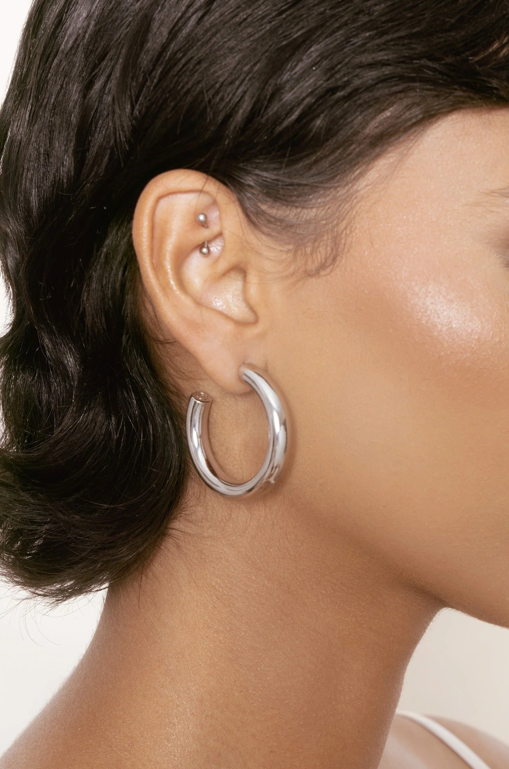 Medium Thick Classic Hoops