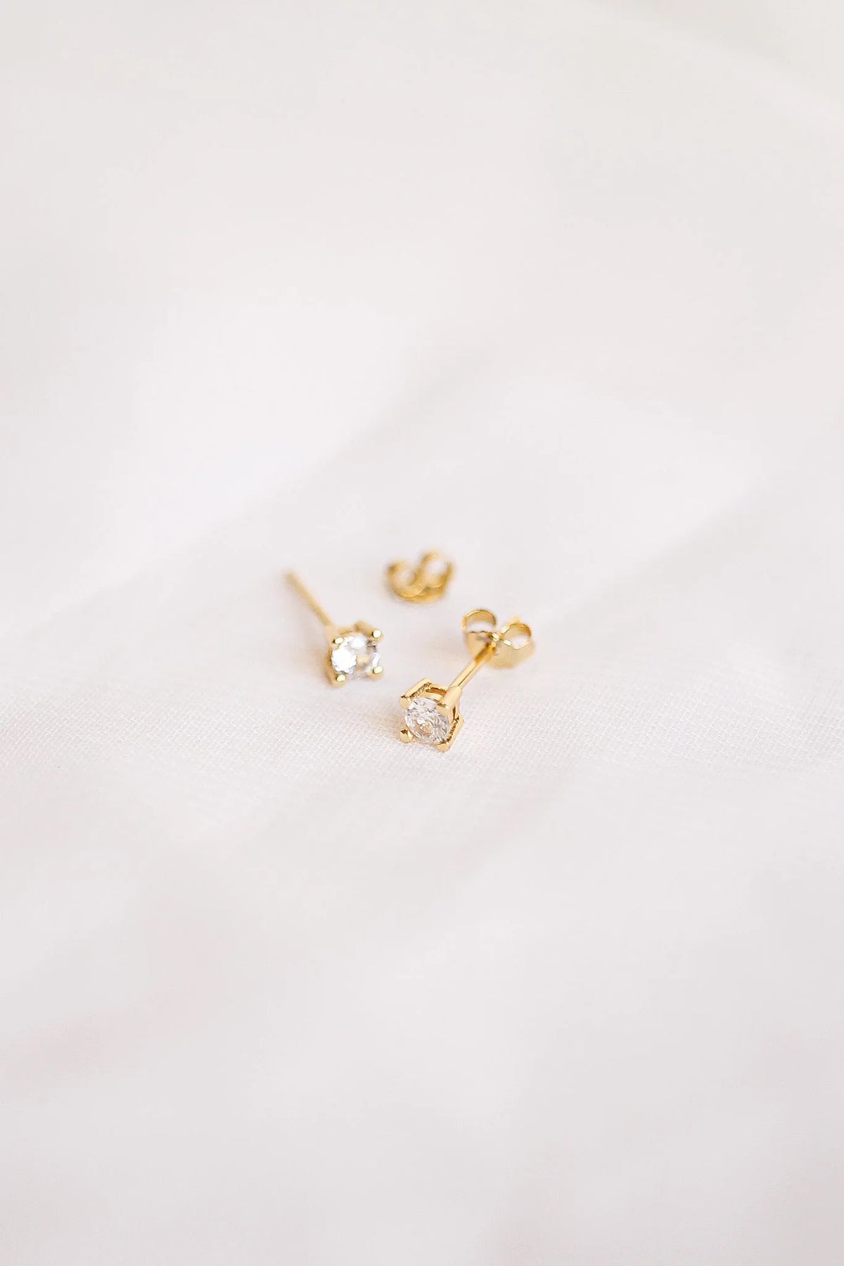 CZ Crystal Stud in Gold